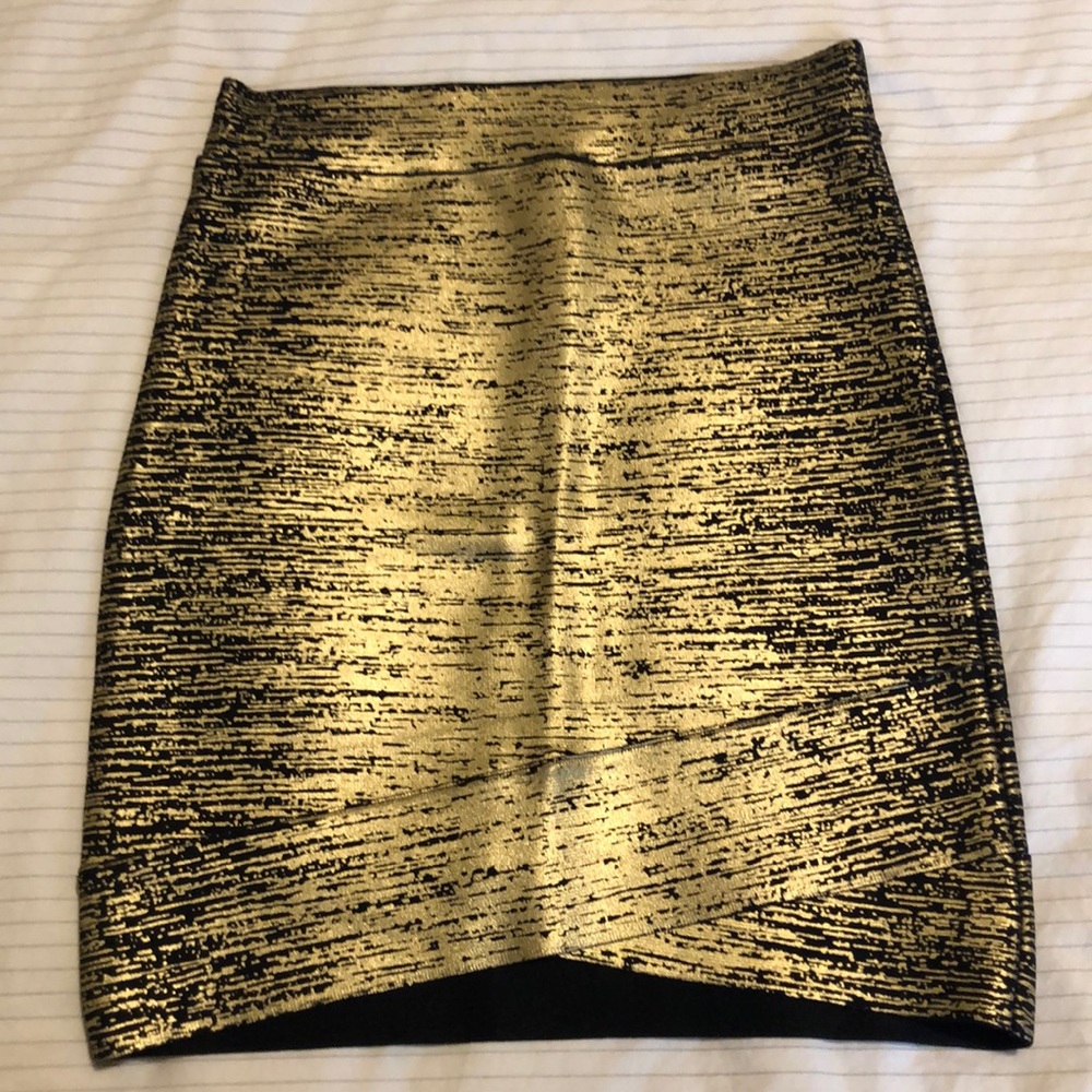 BCBG MAXAZRIA Silvie Banded Mini Skirt